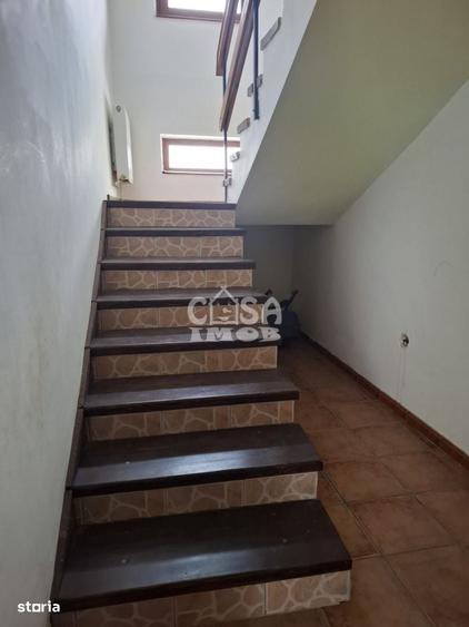 Casă cu 4 camere în Mogoșești