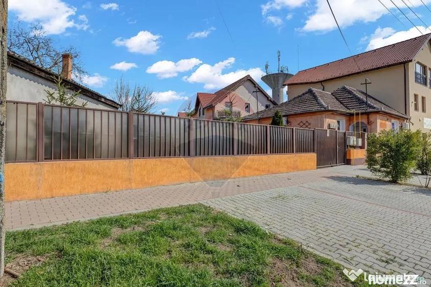 Casă cu 7 camere cu Teren 777 Mp în Ultracentral