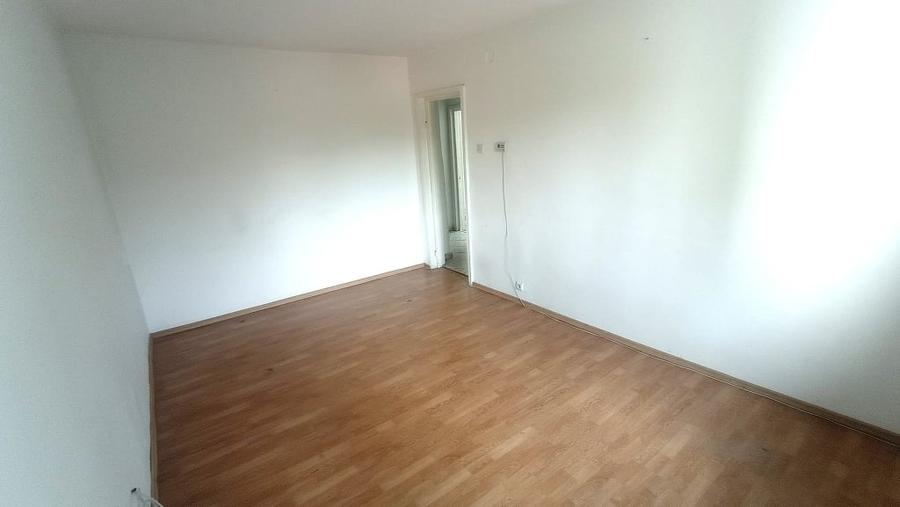 Apartament trei camere  zona Mausoleu - 4