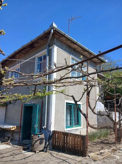 Vand casa 3 camere in sat Iclod judetul Alba - 2