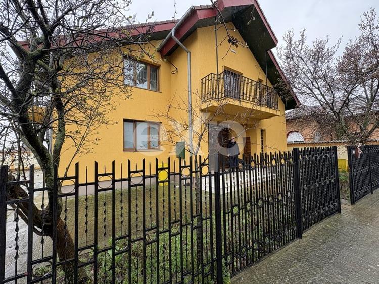 Casa de vazare Bradu la pret de apartament - 1