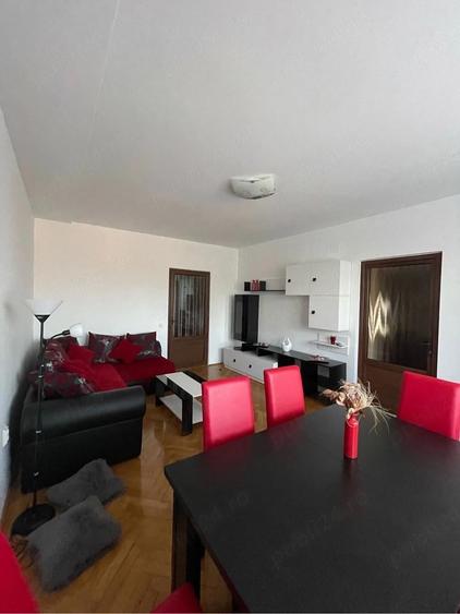 Apartament 3 camere de inchiriat - 1