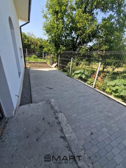 Casa 225 mp cartier nou in Sura Mica - 14