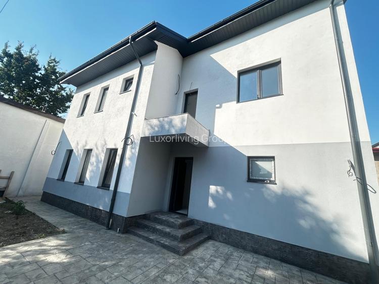 Vila cu 5 camere extrem de spatioasa Voluntari Parcare 3 Locuri