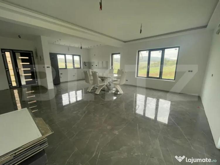 Casa practica ?i confortabila, pozi?ionata intr-o zon - 2