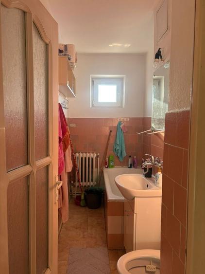 Inchiriez apartament cu 2 camere zona piata Decebal - 5