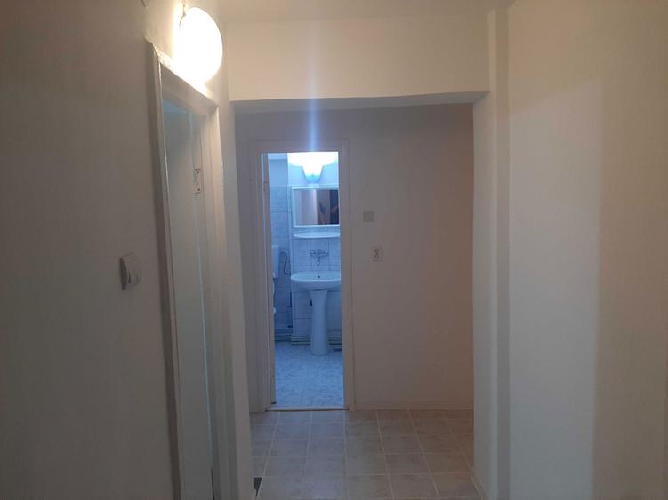 Apartament 3 camere decomandat M.Ciuc - 2