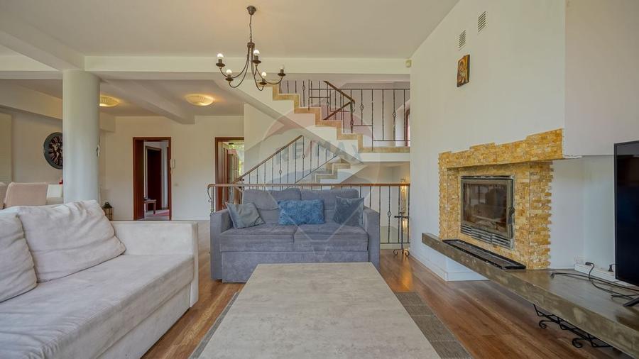 VILA PANORAMICA PE DRUMUL POIENII –PRIVELISTI UNICE ASUPRA BRASOVULUI - 9