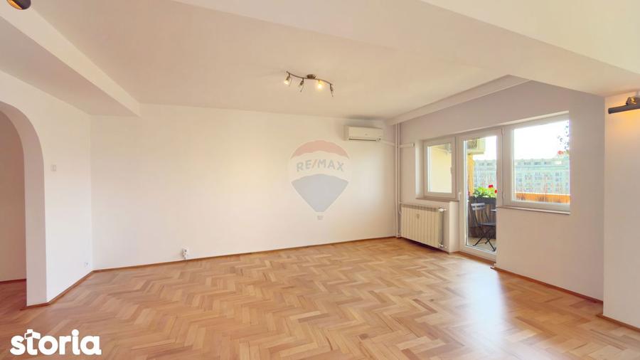 4 Camere Piata Alba Iulia 102 mp vedere Bd. Unirii si Casa Poporului - 11