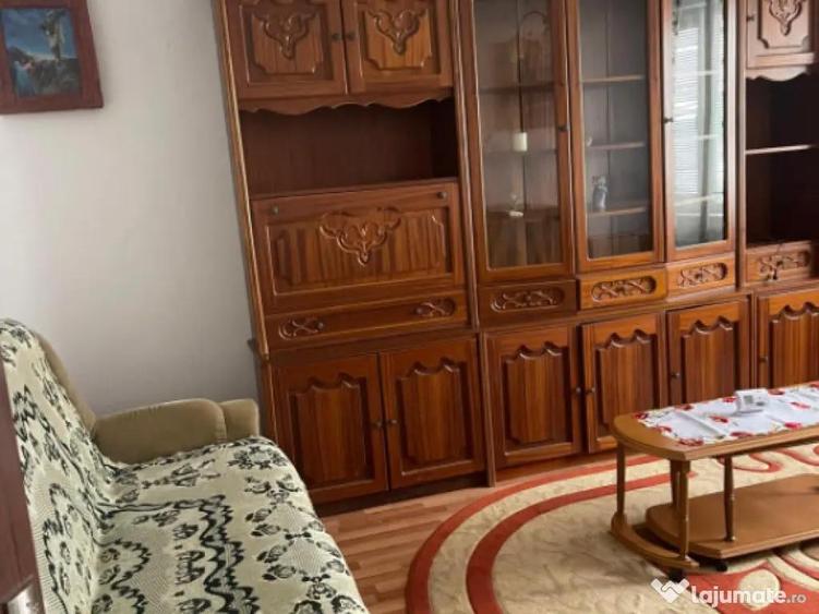 VEST- APARTAMENT 2 CAMERE ,CENTRALA GAZ, ETAJ 1 - 1