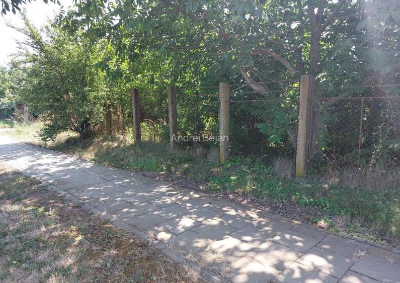 Teren intravilan 2000m Ghermanesti