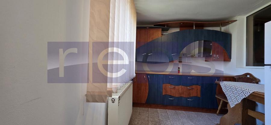 VANZARE 2 CAMERE DECOMANDAT - 9