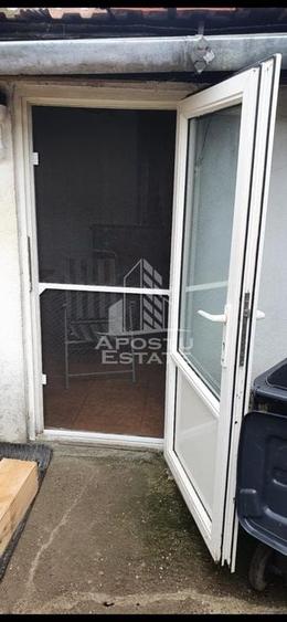 Casa demolabila cu teren generos 394mp, toate utilitatile, Ronat - 6