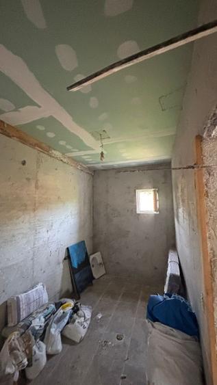 Casa de vanzare 150 mp suprafata utila +80 mp curte  - 10