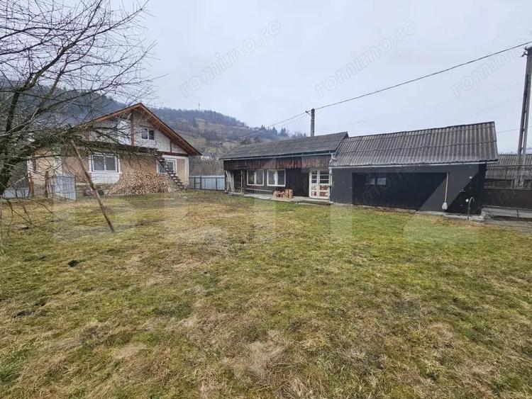 Casa spa?ioasa cu priveli?te spre munte, in Gura Ro?iei Ro?ia Montana - 14