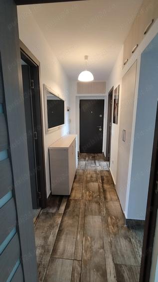 Proprietar, inchiriez apartament in Centrul Civic, 2 camere, decomandat. - 1