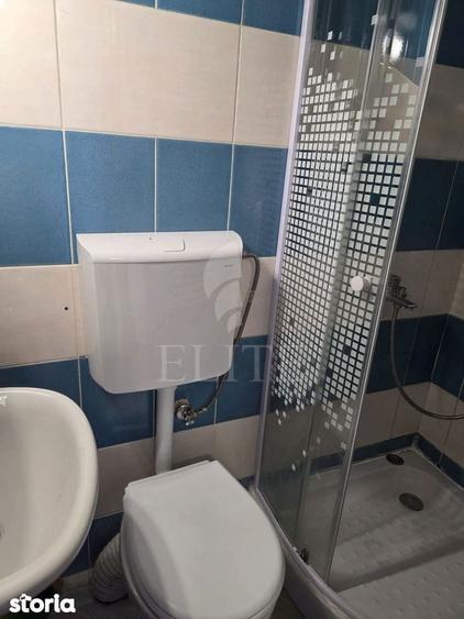 Apartament o camera in zona MAGAZINUL CENTRAL - 3