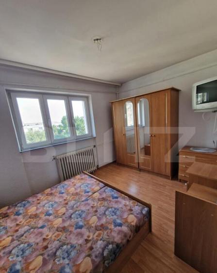 Apartament 2 camere, 56 mp, semidecomandat, zona Zamca - 2