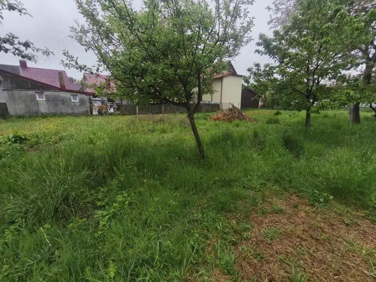 Casa + teren 1767 mp, zona Horea, Radauti - 2