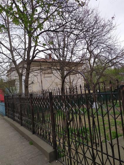 Casa de vanzare Vis-a-vis de fostul hotel Cantemir - 2