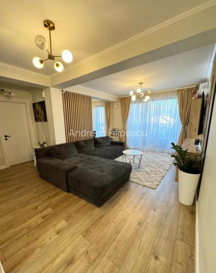 Apartament 3 camere *penthouse* - zona Coloana Infinitului Apartament 3 camere *penthouse* - zona Coloana Infinitului
