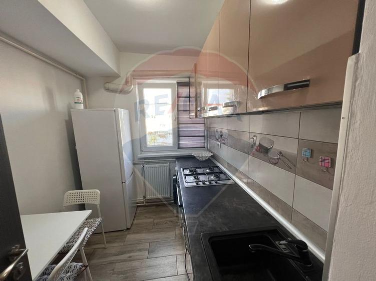 Apartament cu 2 camere de inchiriat- zona ultracentrala- 9 Mai - 5
