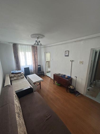 Inchiriez garsoniera - 6