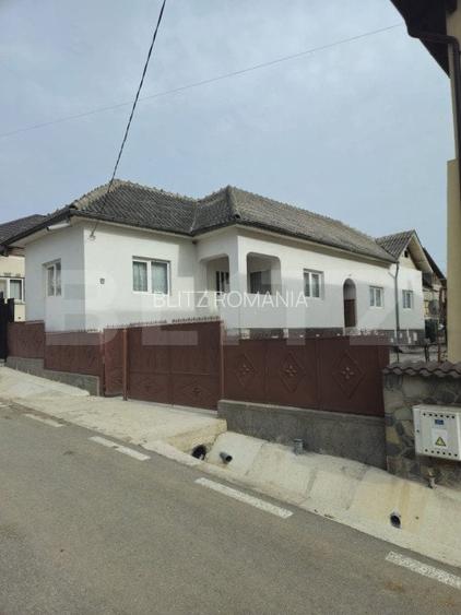 Casa de vanzare 120 mp, renovata si extinsa, zona Buciumeni in Exclusivitate