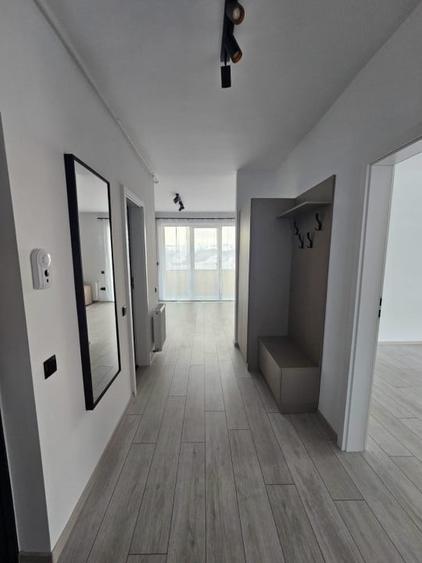 Apartament  cu 3 camere,2bai si 2 parcari - 1