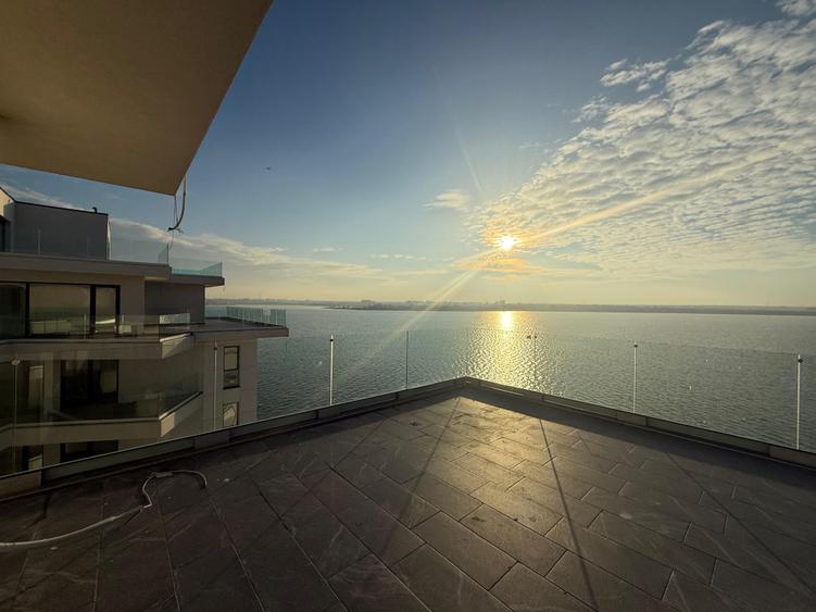 Apartament 3 camere lux cu vedere frontala la lac Mamaia - 11