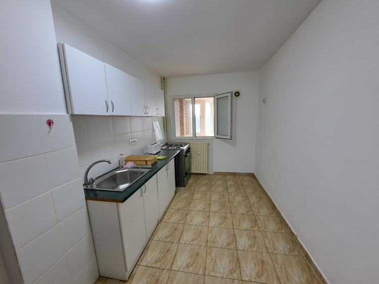 Oferta inchiriere apartament 3 camere Lacul Tei Parcul Circului - 10
