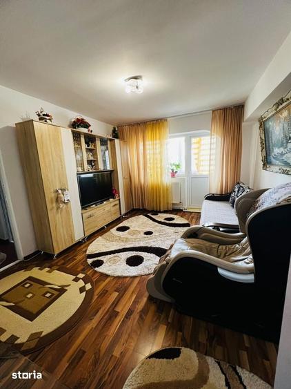3 camere blv 1 Decembrie - 5