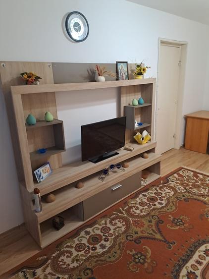 De inchiriat apartament 2 camere - 1