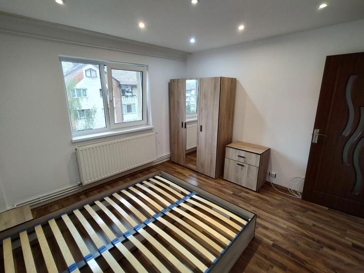 2 Camere de inchiriat - 1