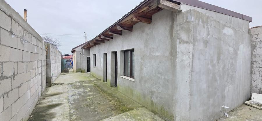 OCAZIE ! ZONA MEDEEA CASA 5 CAMERE SC=120 MP. CU TEREN 220 MP. PRET 135.000 EURO - 2