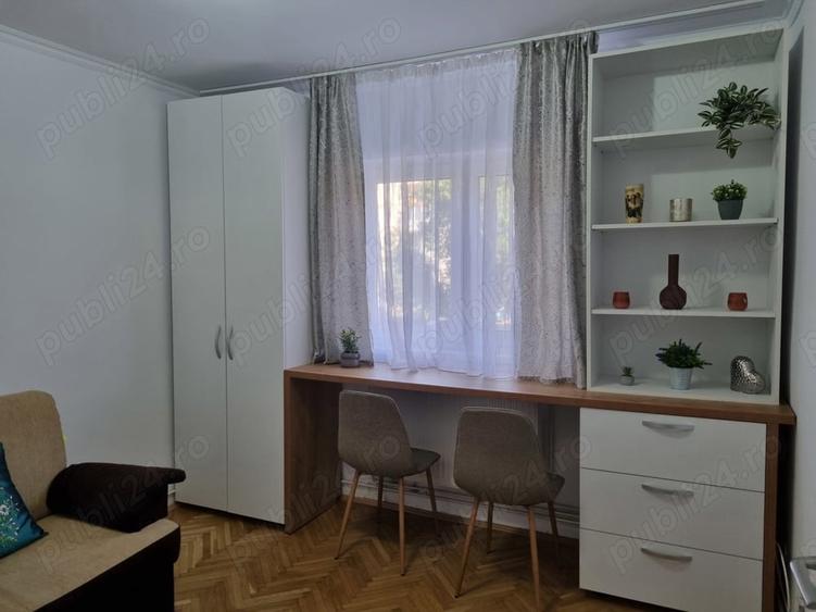 Proprietar Apartament 3 camere central - 1