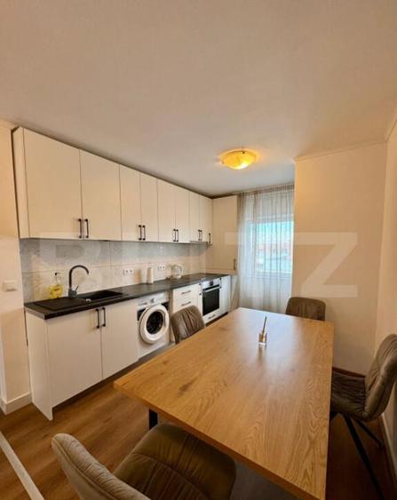 Apartament 3 camere decomandate, 67 mp, garaj, zona UMF - 3