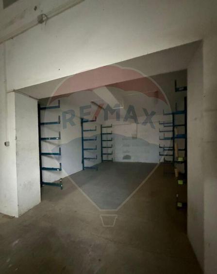 Hala - zona KAUFLAND Burdujeni - 1