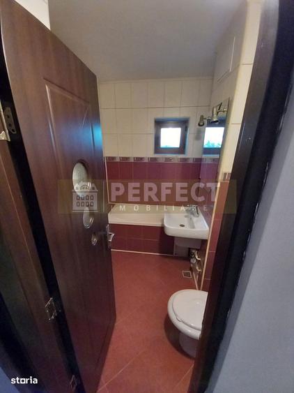 De INCHIRIAT Ap.3 camere DECOMANDAT str.Domnisori 430 euro - 9
