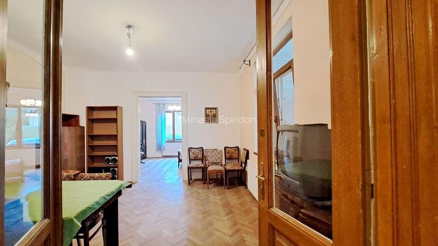 APARTAMENT IN CASA in Centru Istoric APARTAMENT IN CASA in Centru Istoric