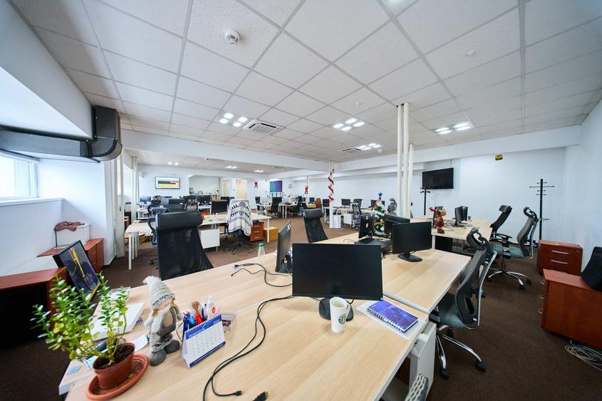 Birouri cu depozit de închiriat - 24