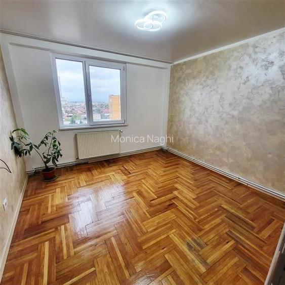 Apartament 3 camere,decomandat, renovat, suprafata generoasa, Garii, Brasov