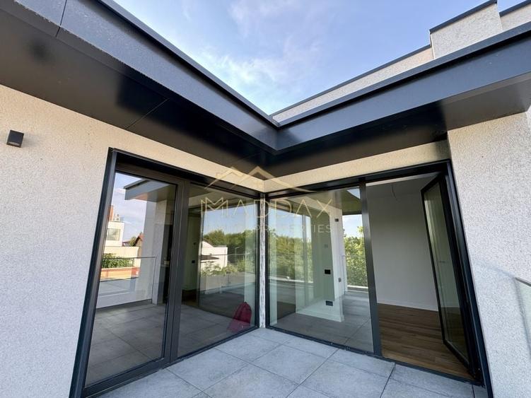 Vila cu 5 camere  *366mp* / Curte privată *315mp* / Pipera - Lake View - 47