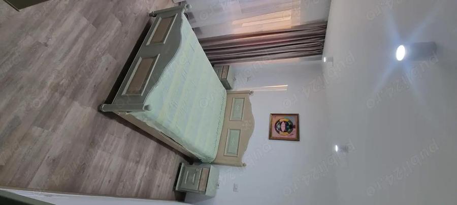 Inchiriez apartament cu 4 camere - 1