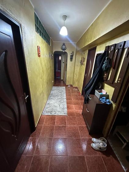 Apartament 2 decomnadate Micro19 et6/10 ,centrala ,Mobilat si Utilat - 9