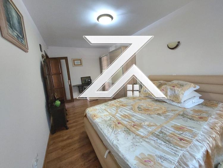Casă individuală cu 3 camere cu Canalizare în Central