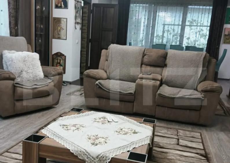 Casa individuala cu 5 camere, 240 mp, 12,8 ari teren, zona - 1