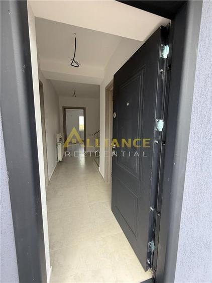 [AUTOSTRADA A0] Vila P+1 | 125 MPU + Teren 290 MP - 8