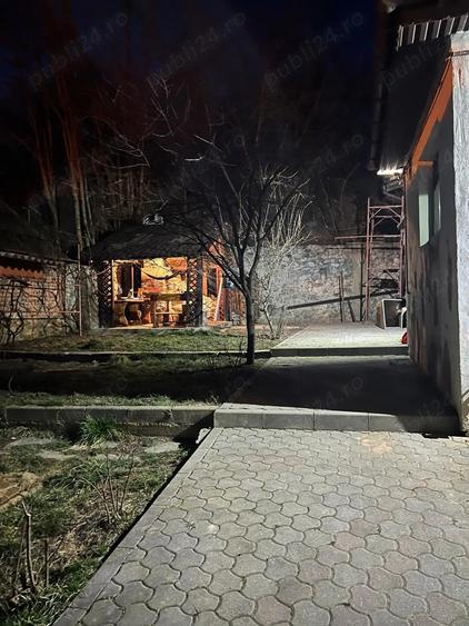 Casa 4 camere + Panouri fotovoltaice garaj foi?or cart. Gala?i, loc. Fagara? gata de mutare - 5