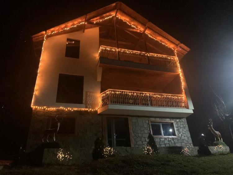 Cabana cu ciubar de inchiriat Vila Fof 5 camere Prahova ciubar Prahova - 6